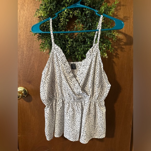 Bundle of 4 SHEIN tank tops NWOT - Picture 5 of 11